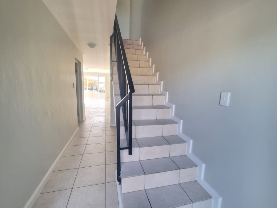 3 Bedroom Property for Sale in Avalon Estate Western Cape